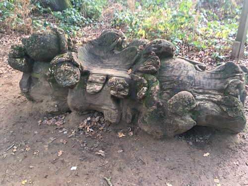 Unusual bench Bow Brickhill to Leighton Buzzard