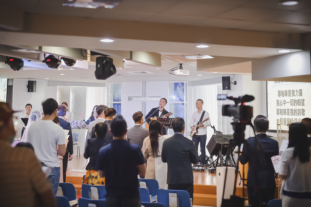 [婚禮攝影]方民怡君 教堂儀式晚宴@台北凱撒大飯店-最專業的團隊完成每場完美婚禮紀錄，拍的不只好更要快! #婚禮攝影