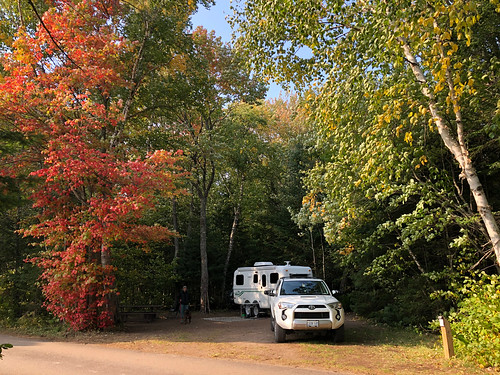 Pancake Bay PP - our campsite and the colours