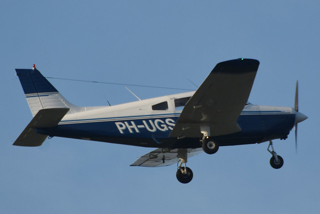 PH-UGS Piper PA.28-161 @ Lelystad 06-Nov-2020 by Johan Hetebrij