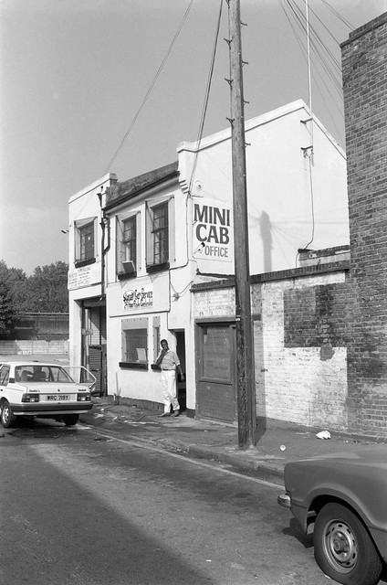 Mini Cab Office, Morning Lane, Hackney, 1988 88-9d-12-Edit_2400