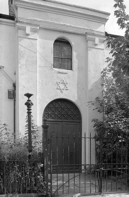 Synagogue, Ainsworth Rd, Hackney, 1988 88-9c-31-Edit_2400