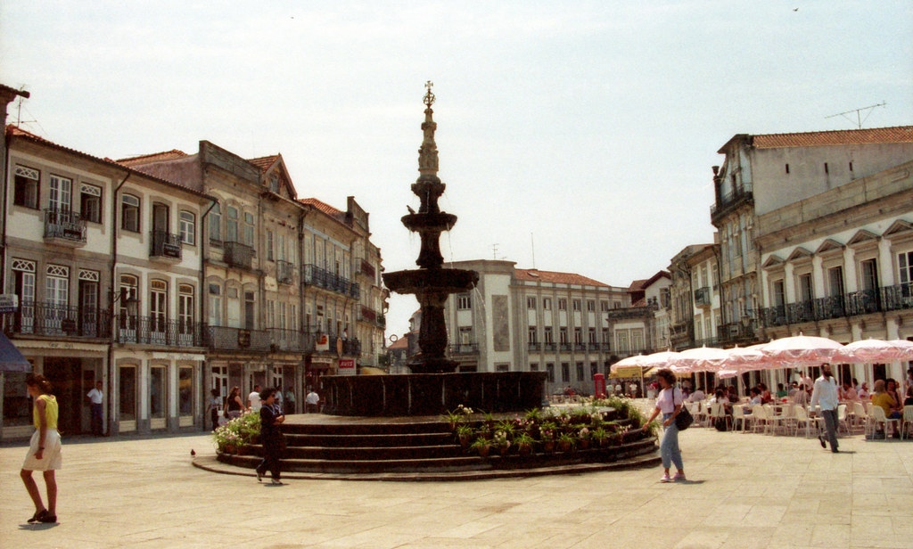 Viana do Castelo, Fountain, Portugal, 1990