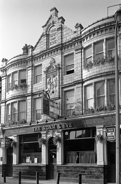 The Adam & Eve, pub, Homerton High St, Homerton, Hackney, 1988 88-10d-51-Edit_2400