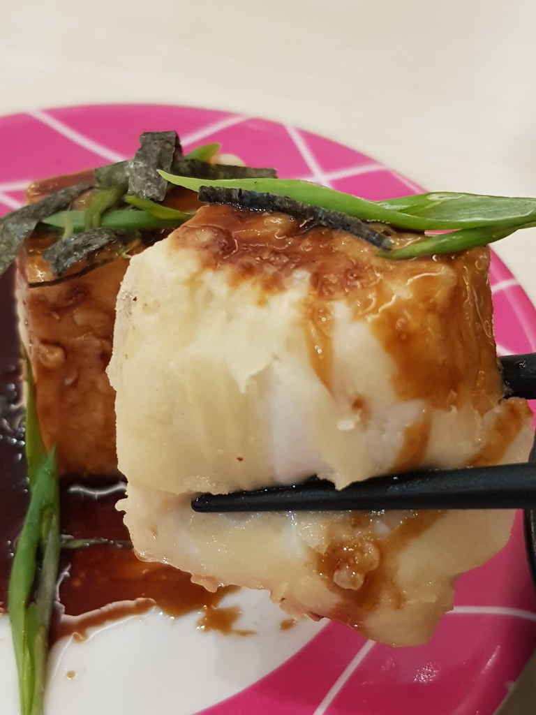油揚げ Fried Tofu rm$1.90 @ 寿司ひろ Sushi Hiro SS2