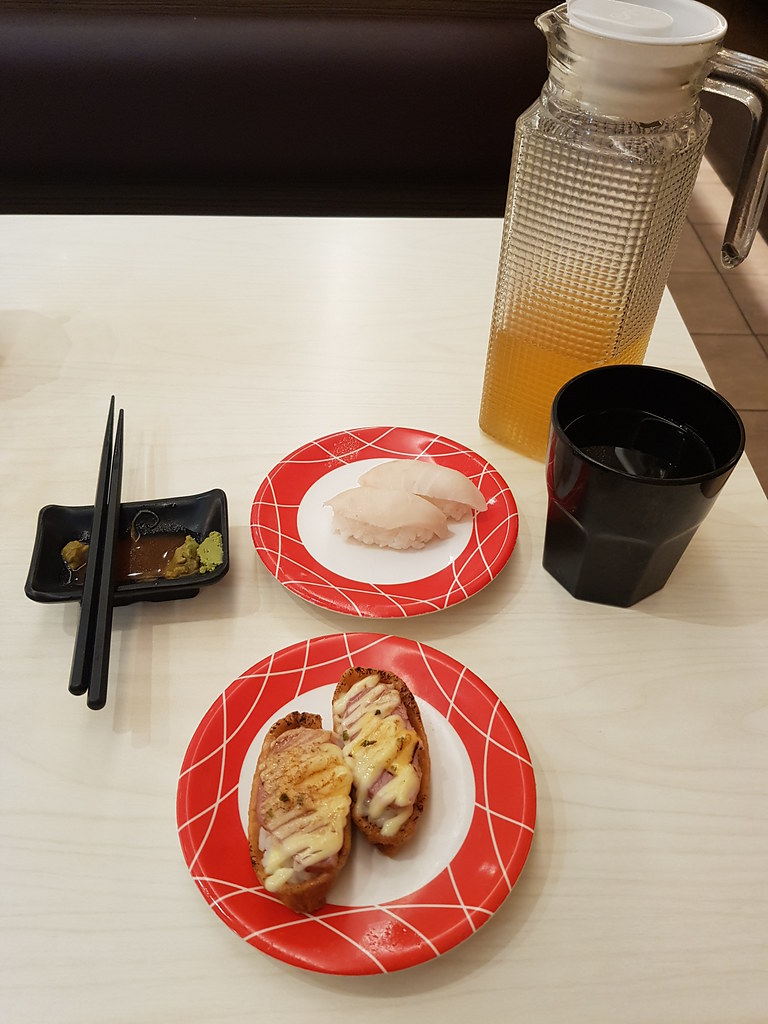 白まふろ Shiro Maguro Sushi rm$2.90 & 鴨チーズ Kamo Cheese Inari Sushi rm$2.90 @ 寿司ひろ Sushi Hiro SS2