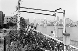 River Thames, Tower Bridge, Pier, Bermondsey Wall West, Bermondsey, Southwark, 1988 88-10o-26-Edit_2400