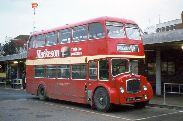 Wilts & Dorset Motor Services . 109 684AAM . Bournemouth Bus Station , Dorset 29th-January-1972
