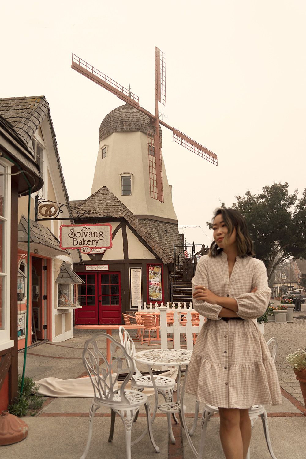 08solvang-california-roadtrip-travel-architecture-windmill