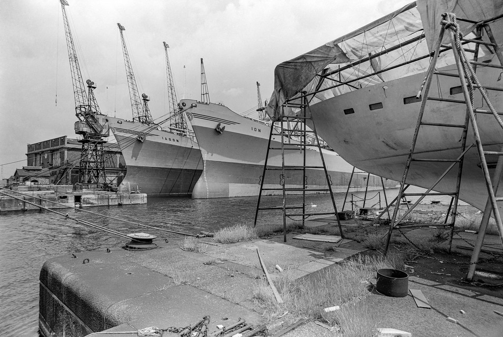 South Quay, King George V Dock, Newham, 1984 84-7c-21