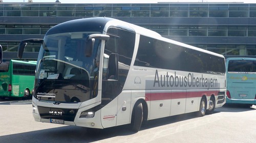 M AU 6223 ‘Autobus Oberbayern’ No.223 Munchen (Munich), Germany. MAN Lion’s Coach /2 on Dennis Basford’s railsroadsrunways.blogspot.co.uk’