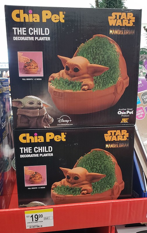 Chia Pet Star Wars: The Mandalorian The Child Baby Yoda Decorative Planter