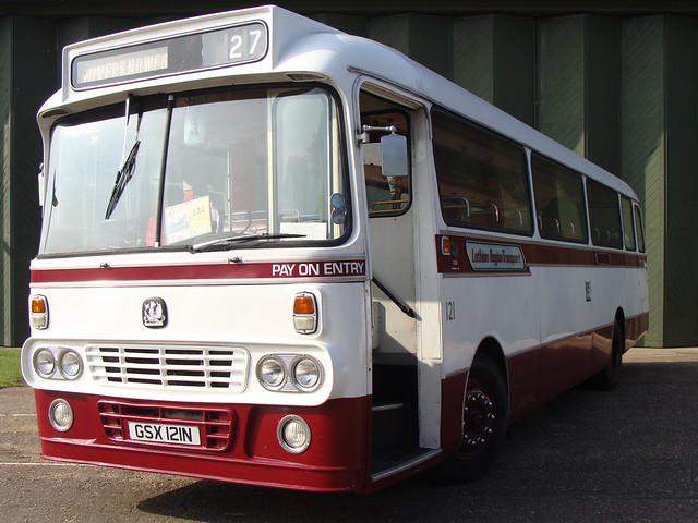 Lothian Regional Transport 121 GSX121N