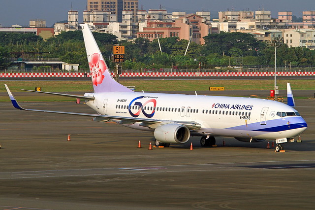 B-18659 China Airlines Boeing 737-8SH