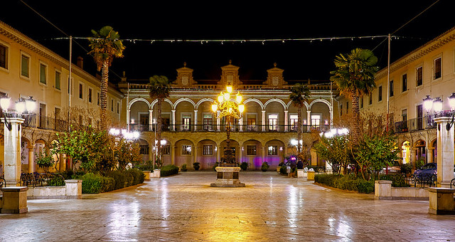 Guadix - Plaza de las Palomas - Ayuntamiento