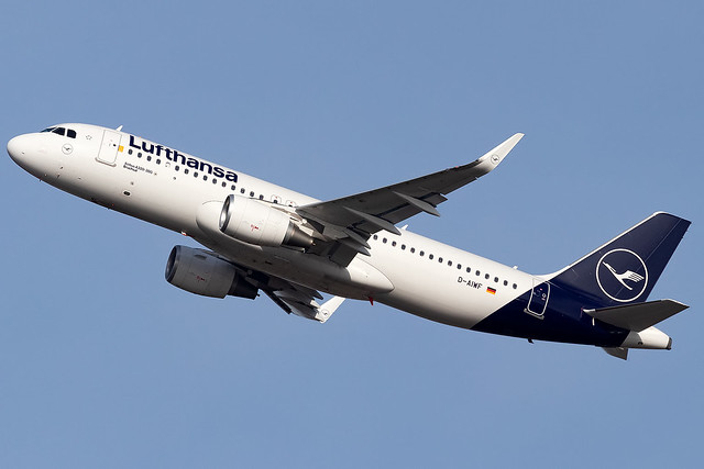 D-AIWF Lufthansa A320-200 Munich Airport