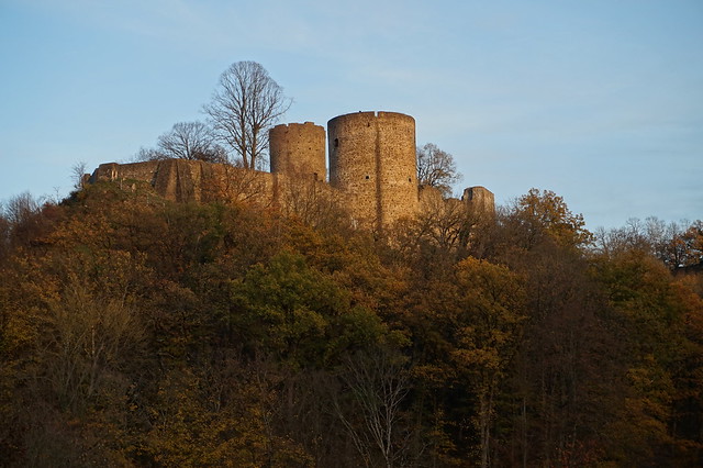 Spätherbst - Burg Blankenberg02
