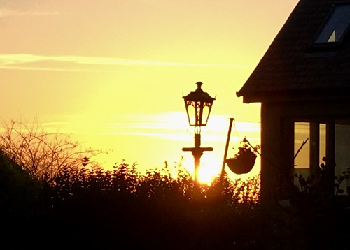 sunset clouds lincoln sky sun building landscape streetlamp lincolnshire goldenhour