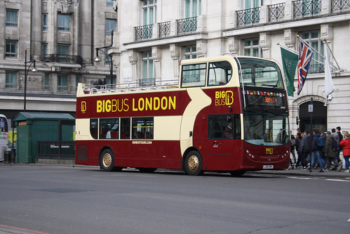 Big Bus Tours DA229 LJ09OKS