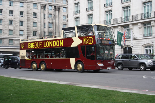 Big Bus Tours AN334 LX12AZL