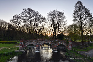 The Eighteenth century cattle screen in Farningham at sunrise  -  (Published by GETTY IMAGES)