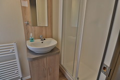 Willerby Rio Gold - Family Bathroom with large shower