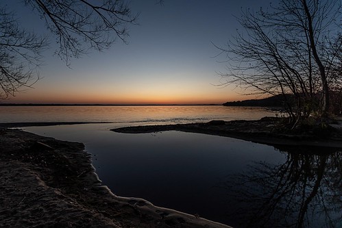 lakekegonsa lakekegonsastatepark lake water stream sundown sunset blue horizon wisconsin danecounty nature reflections