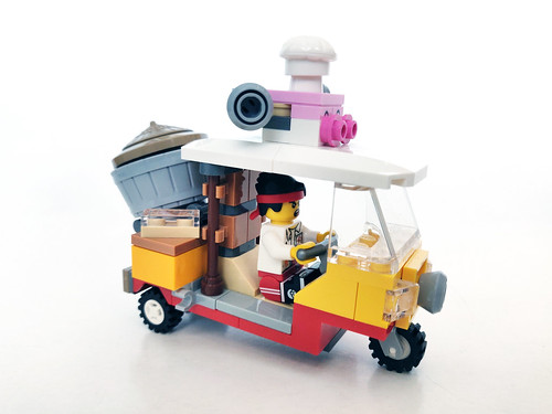 LEGO Monkie Kid Red Son's Inferno Truck (80011)