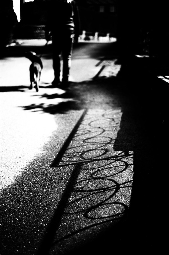 Shadow art (Leica M6)