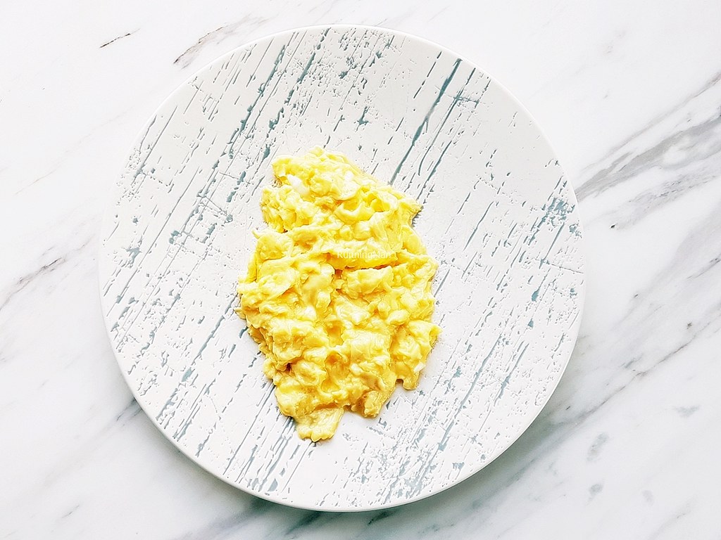 Scrambled Eggs With Cream