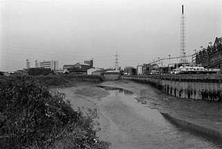 Chemical Works, Channelsea River, West Ham, 1982 32g-52p_2400