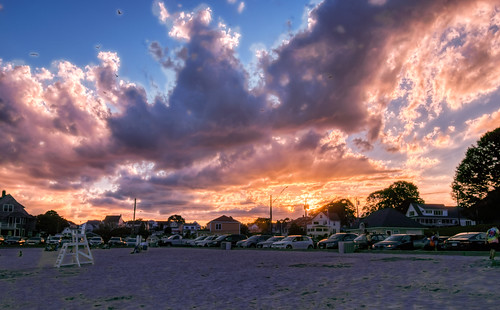 connecticut eastlyme hdr mccooksbeach niantic nikon nikond5300 outdoor beach car cars clouds evening geotagged outside parkinglot sand sky sunset tree trees newengland