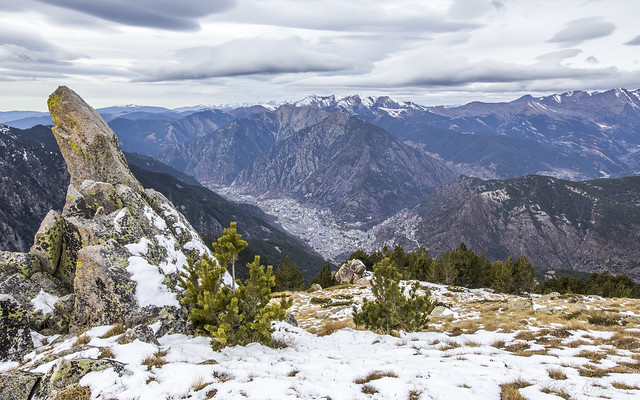 Andorra la vella i Les Escaldes desde La Tosa del Braibal