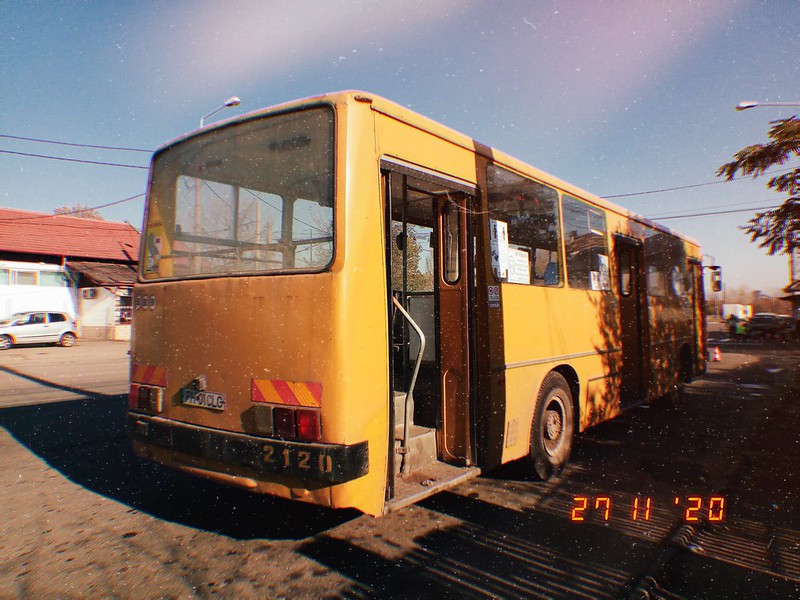 Autobuz Ikarus 260.02 #2120 în linia 104 al TCE Ploie&#537;ti