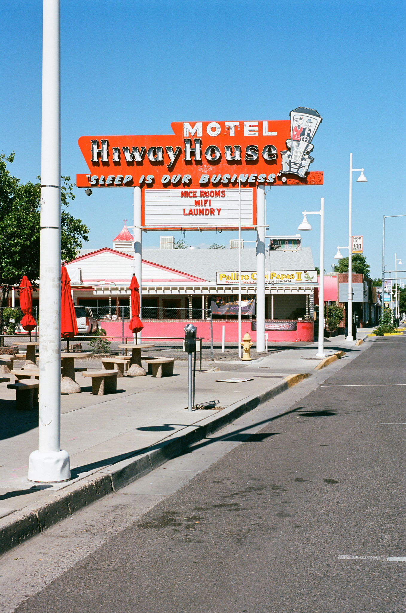 Hiway House Motel