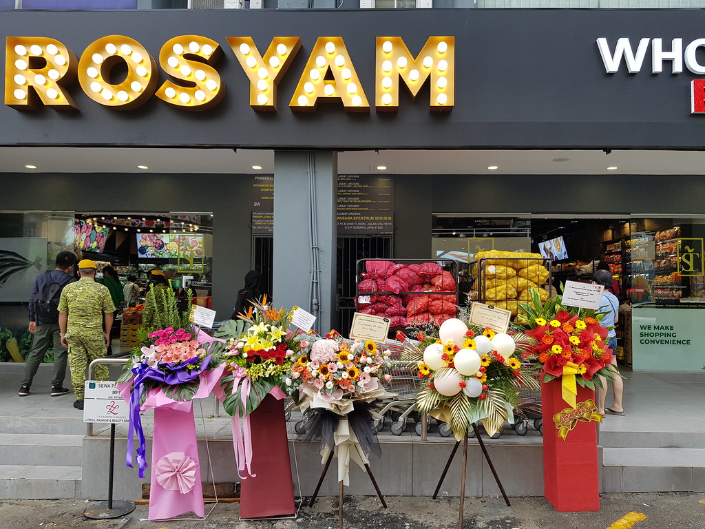 @ ST Rosyam Wholesale Express (Taipan) USJ10