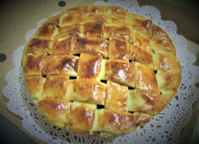 Apple pie from Mary & her girls