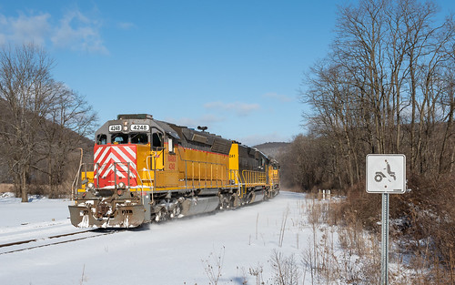 ithacacentralrailroad lockwoodny emdsd40m2 railroads railroadphotography trains railroadsofamerica letthemknow