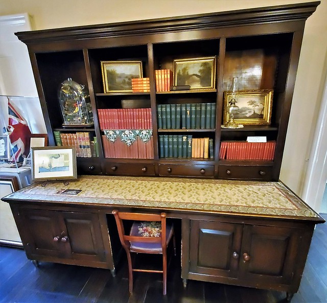 Antique desk / bookshelf combo