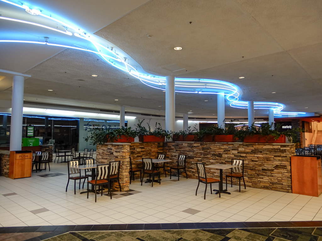 Valley West Mall Food Court - West Des Moines, IA | Valley W… | Flickr