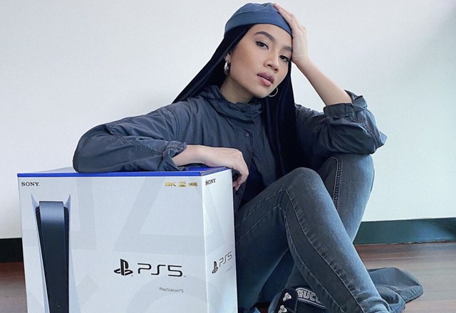Selain Tmj, Yuna Adalah Yang Pertama Mendapat Set Playstation 5 Rasmi Malaysia