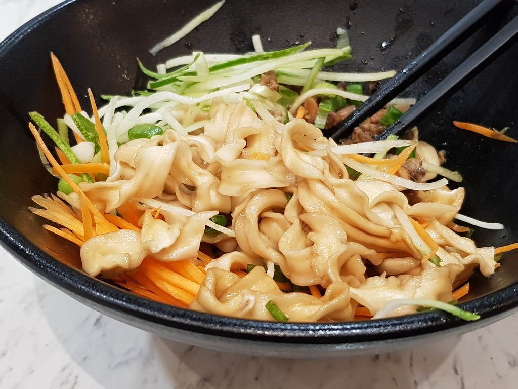 台灣肉燥拌刀削麵 Taiwanese Braised Minced Chicken w/Knife cut noodle rm$10.90 @ 滿足 Manjoe Taipan USJ10