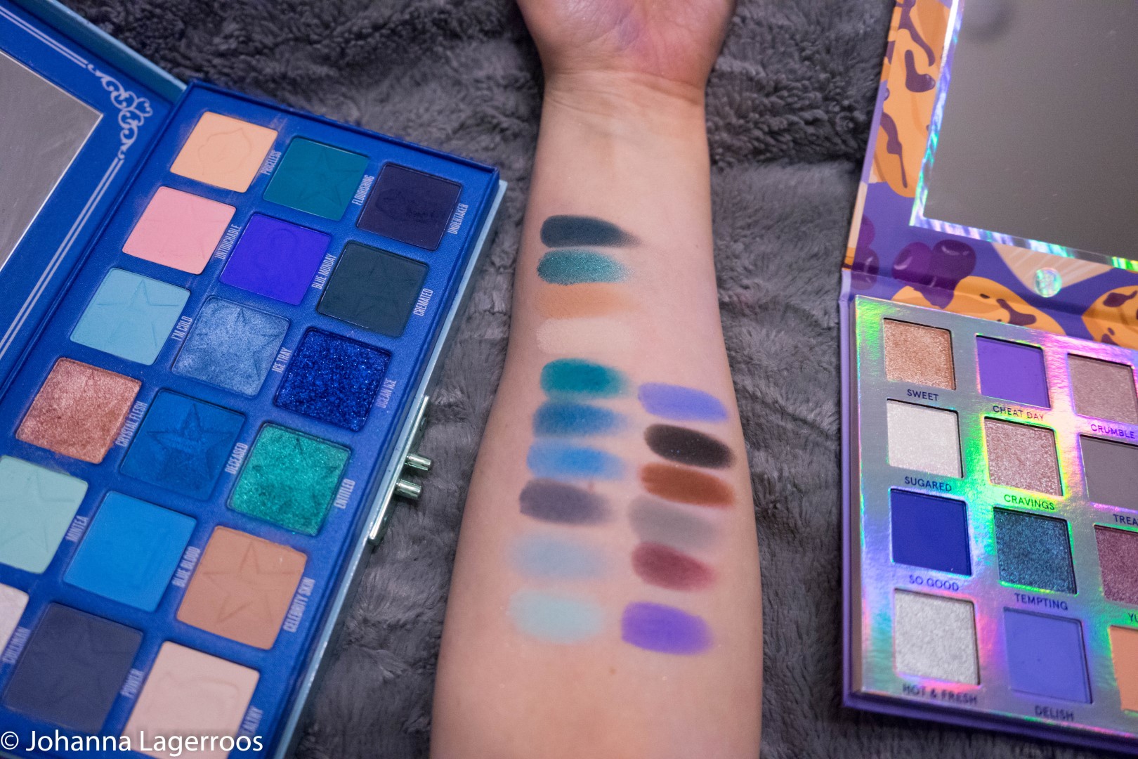 12 Days of Christmas: Battle of the Palettes - Blue Blood VS Blueberry  Muffin - Handmade Dreams of Mine