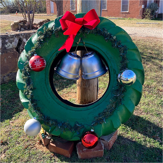 Christmas wreath, Eliasville, Texas