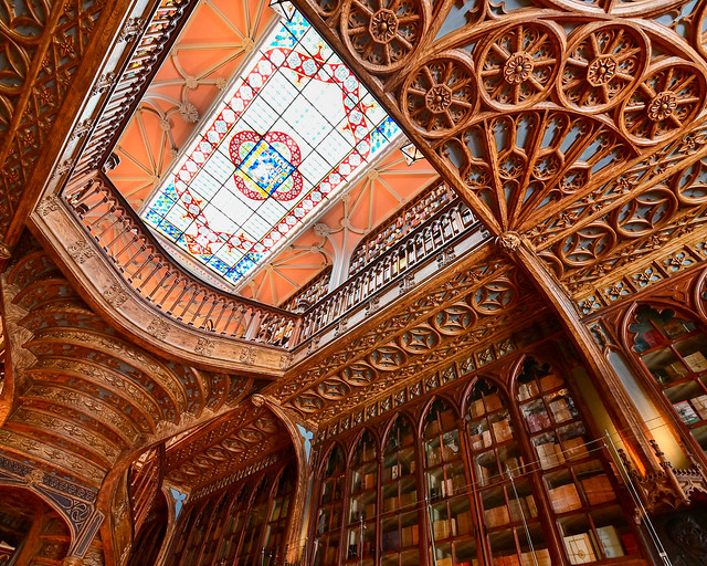 Techos de madera de la librería Lello