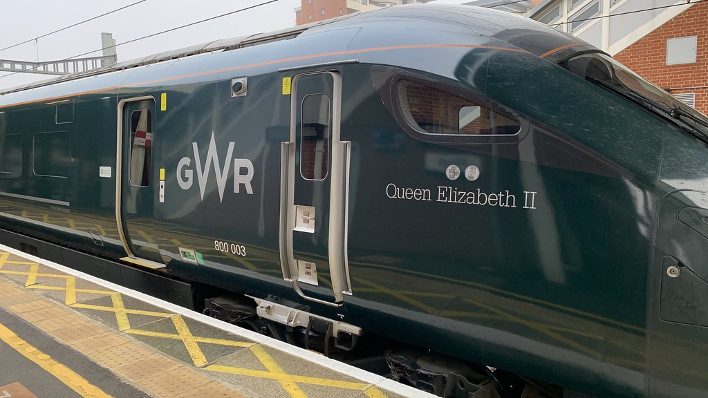 GWR (First Group) • Class 800 003 ‘Queen Elizabeth II’