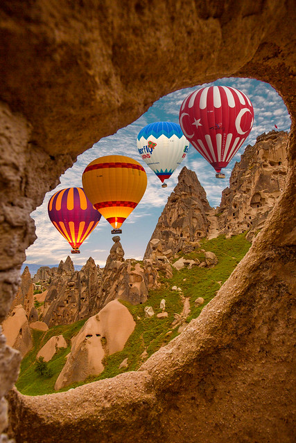 Peri Bacasından Balonlar(Balloons from Fairy Chimney)