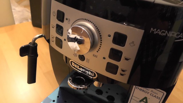 DeLonghi Magnifica S ECAM 22.110. (Credit dofollow link to httpscoffee-rank.combest-coffee-makers)