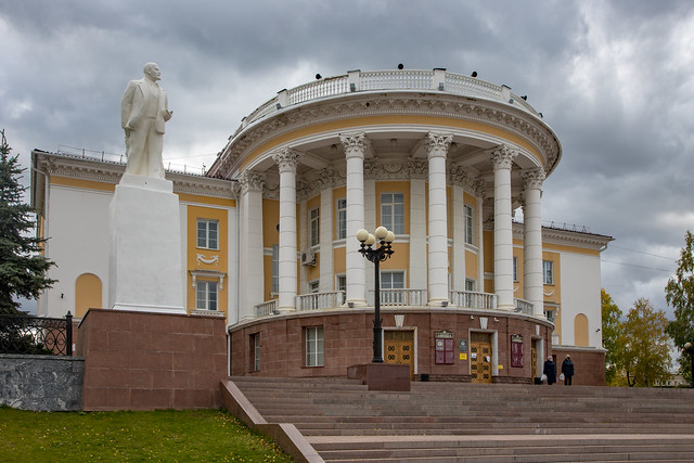 Regional theater. Satkah, Ural, Russia (0U4A7329)