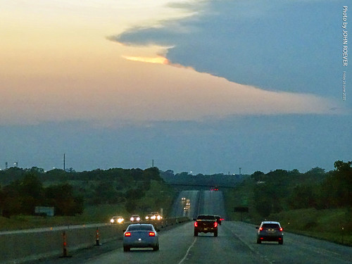 kansas shawneecounty topeka drive driving driver driverpic road highway ontheroad ontheroad2020 night nightdriving i70 interstate70 interstate kta kansasturnpike turnpike tollway tollroad westbound westboundi70 westboundkta i70west ktawest beforesunset dusk cloud clouds thundercloud light usa